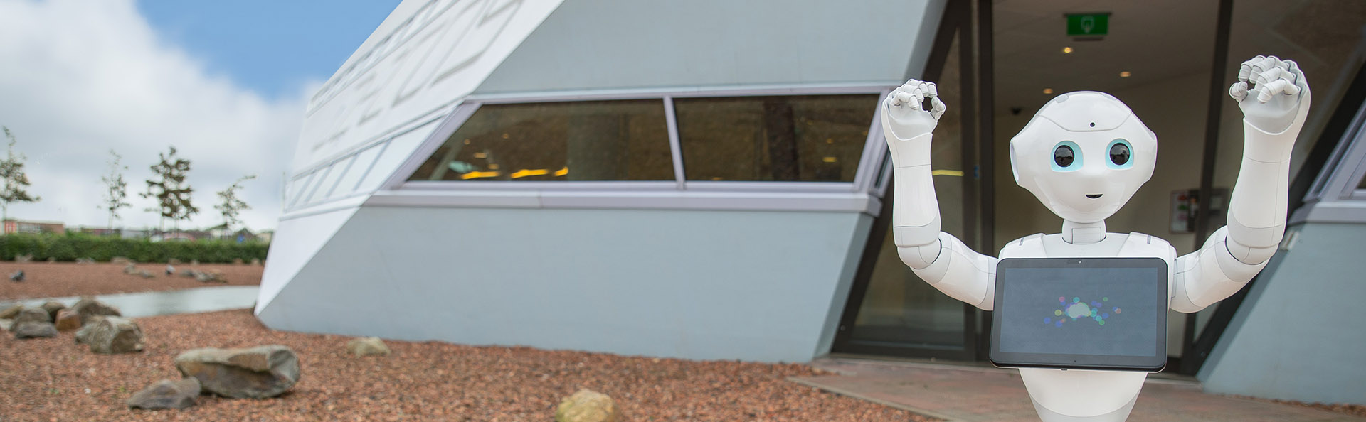 Decos gecertificeerd voor drie internationale normen voor beveiliging, kwaliteit en servicemanagement